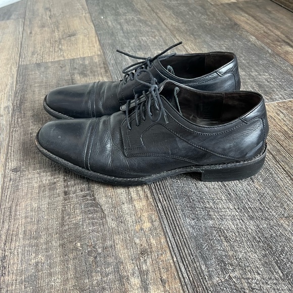 Johnston & Murphy Larsey Cap Toe 9.5 - Picture 3 of 9